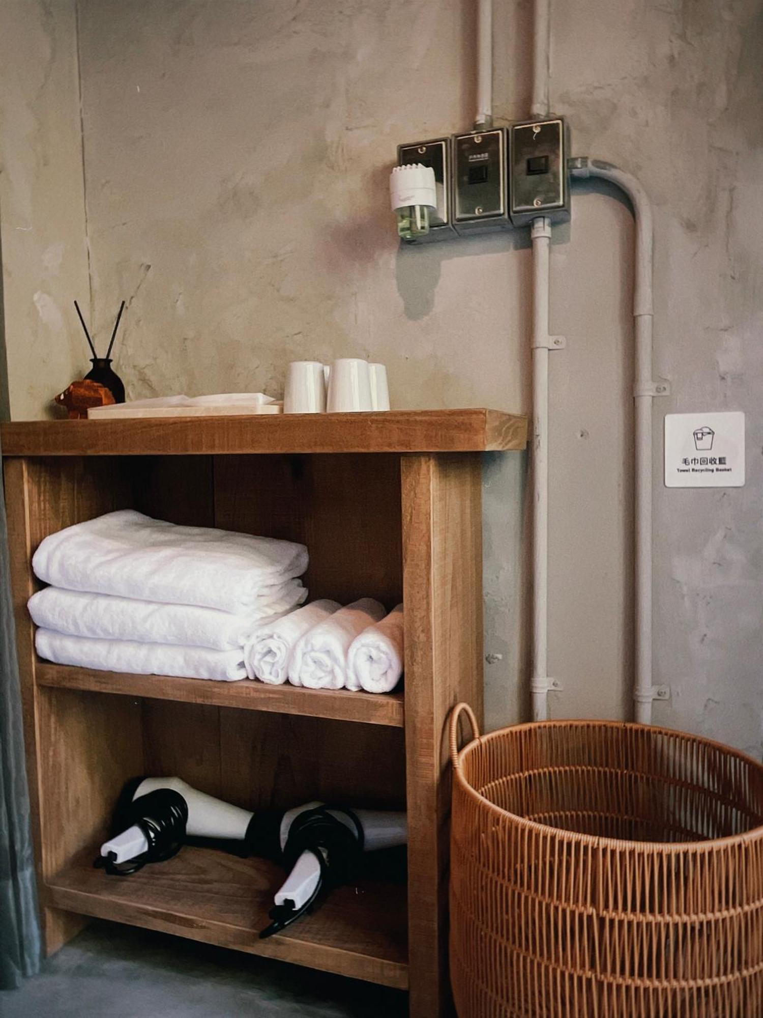 Yu Apartment Джиуфен Екстериор снимка